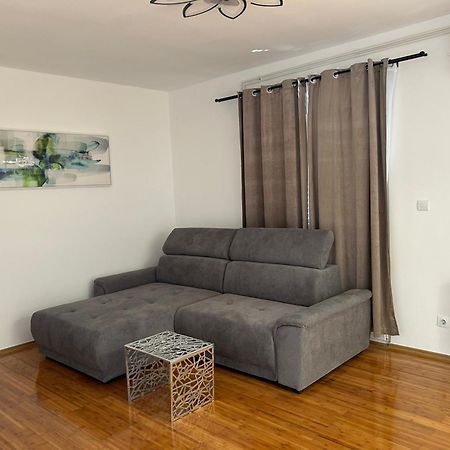 Apartman L&A Apartment Biograd Na Moru Exterior photo