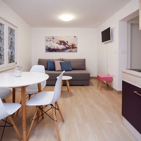 Apartman L&A Apartment Biograd Na Moru Exterior photo